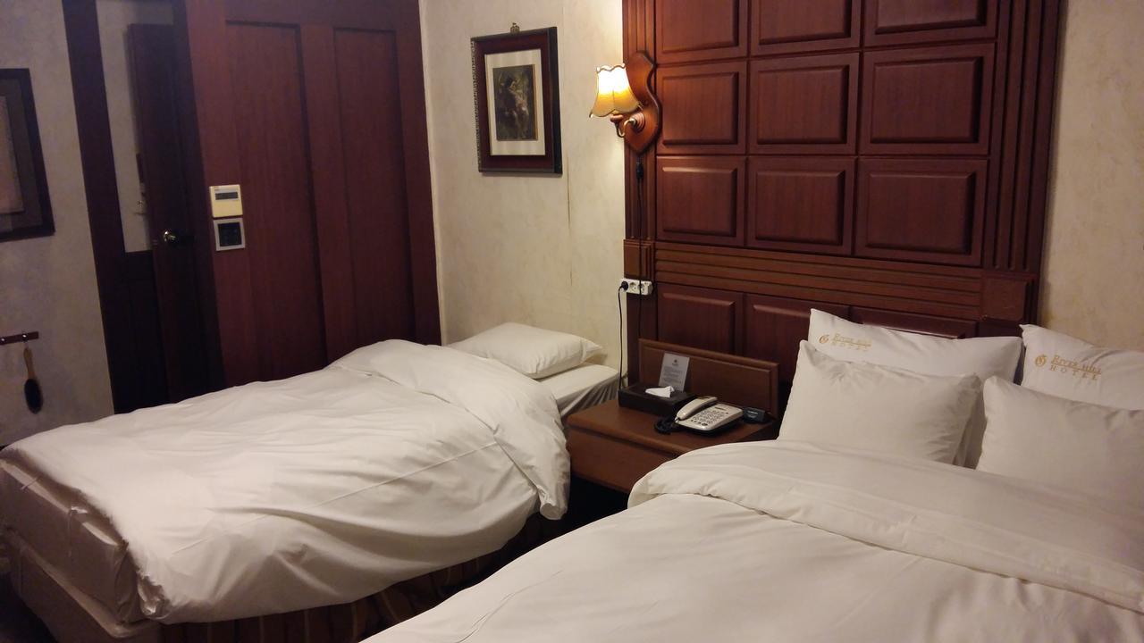 Gunsan River Hill Tourist Hotel Exterior foto